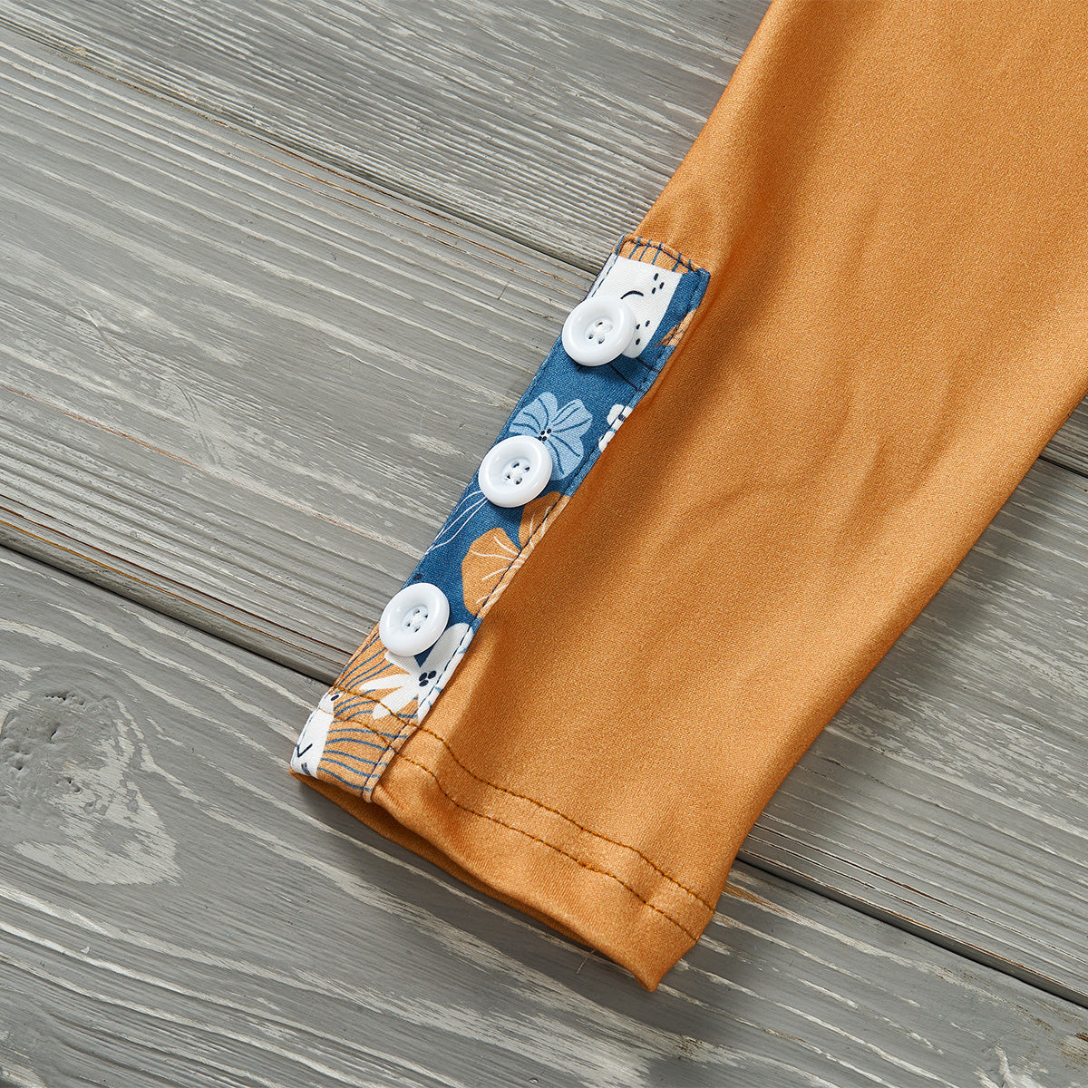 Majestic Manes - Pant Set