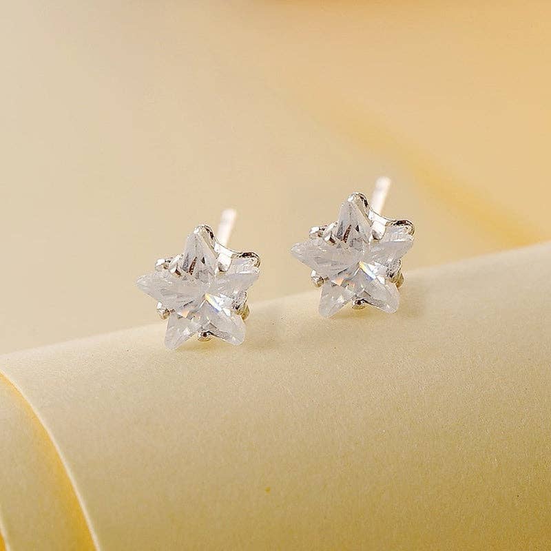 Small Star Stud