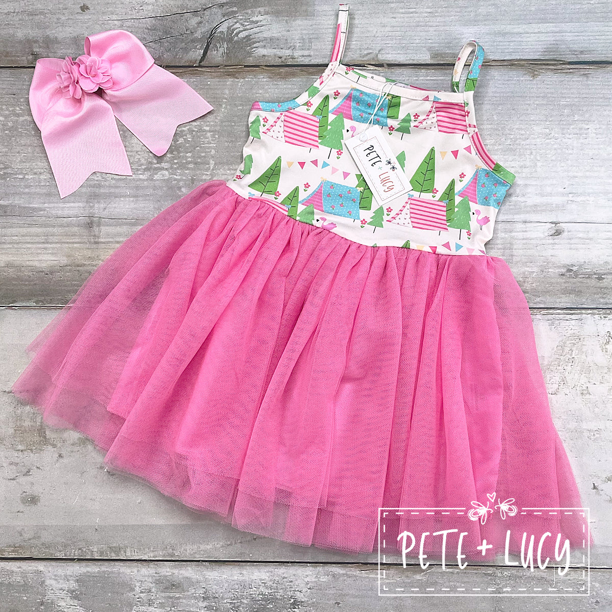 Camping Flamingo Short Sleeve Dress