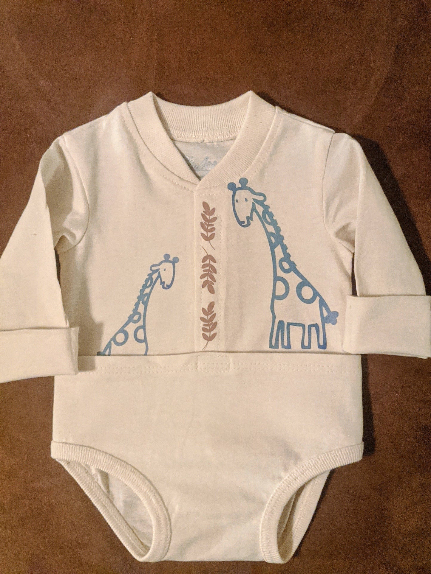 Giraffe Baby Bodysuit: 5-7lbs. Long Sleeve / Natural Organic USA Cotton / Cream