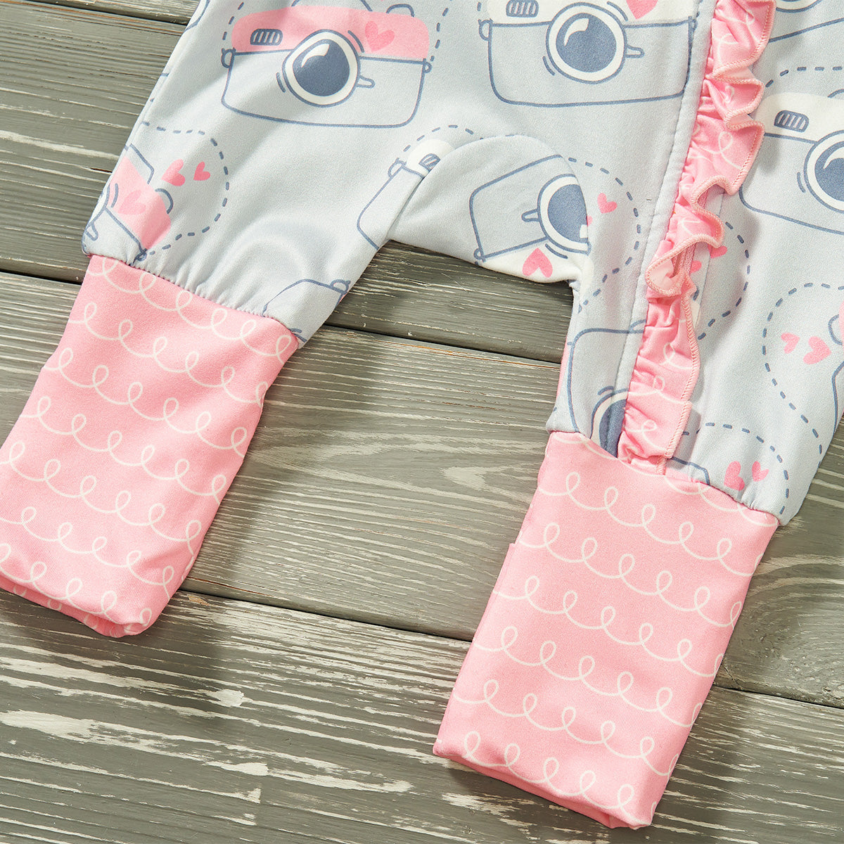 Lovely Memories - Zip-Up Infant Romper