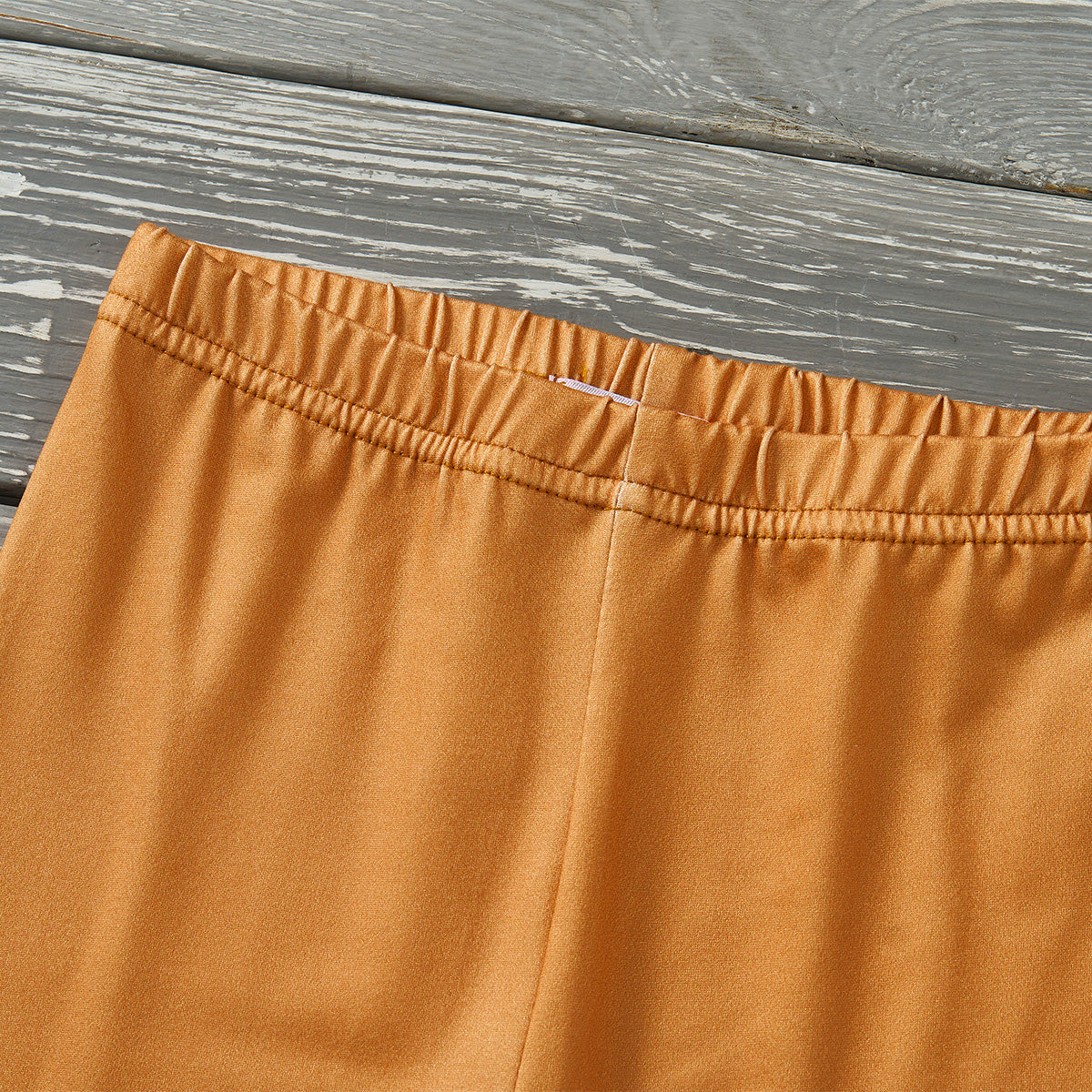 Majestic Manes - Pant Set