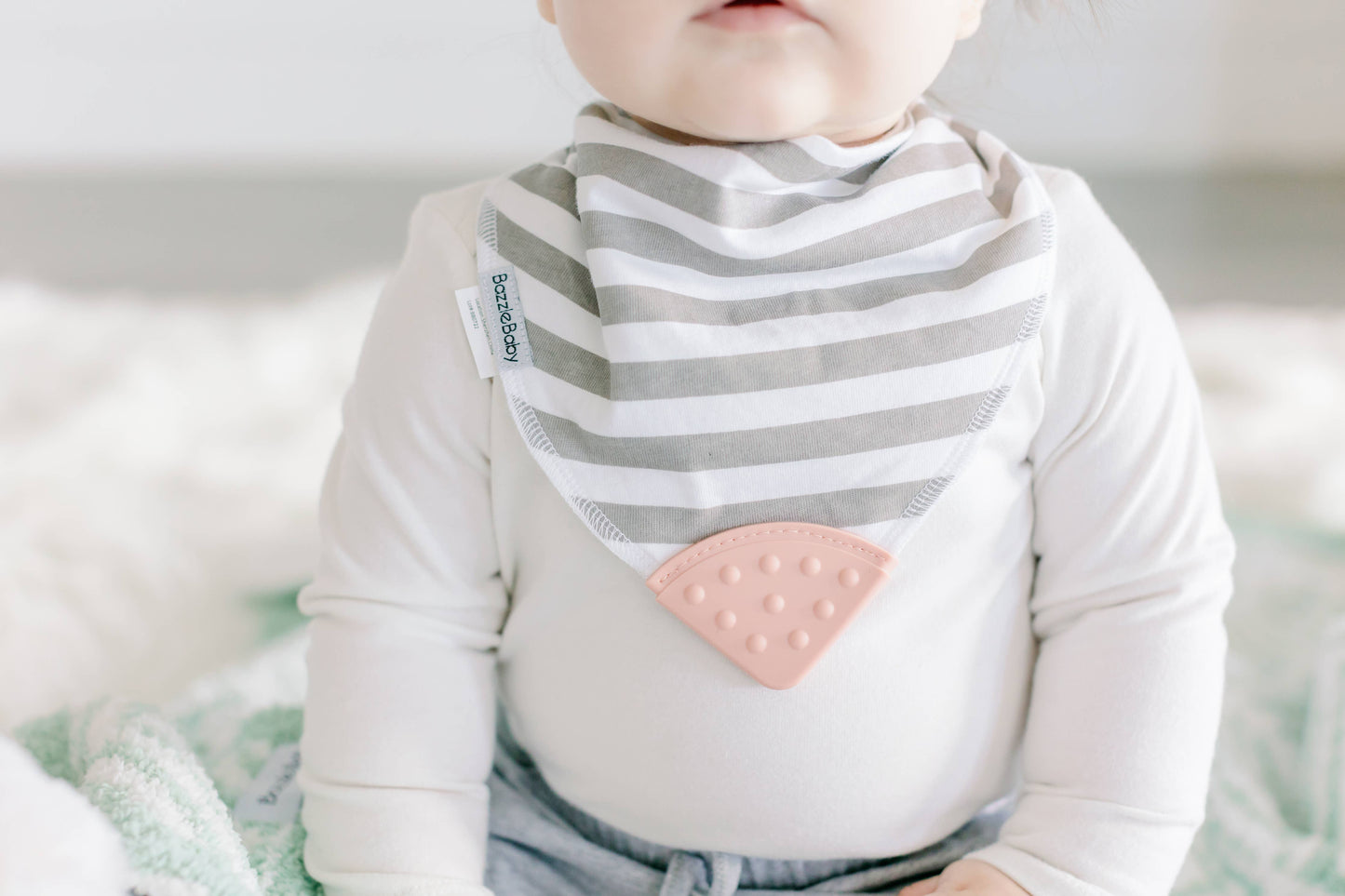 Bandana Bib with Teether 4-Pack: Luca