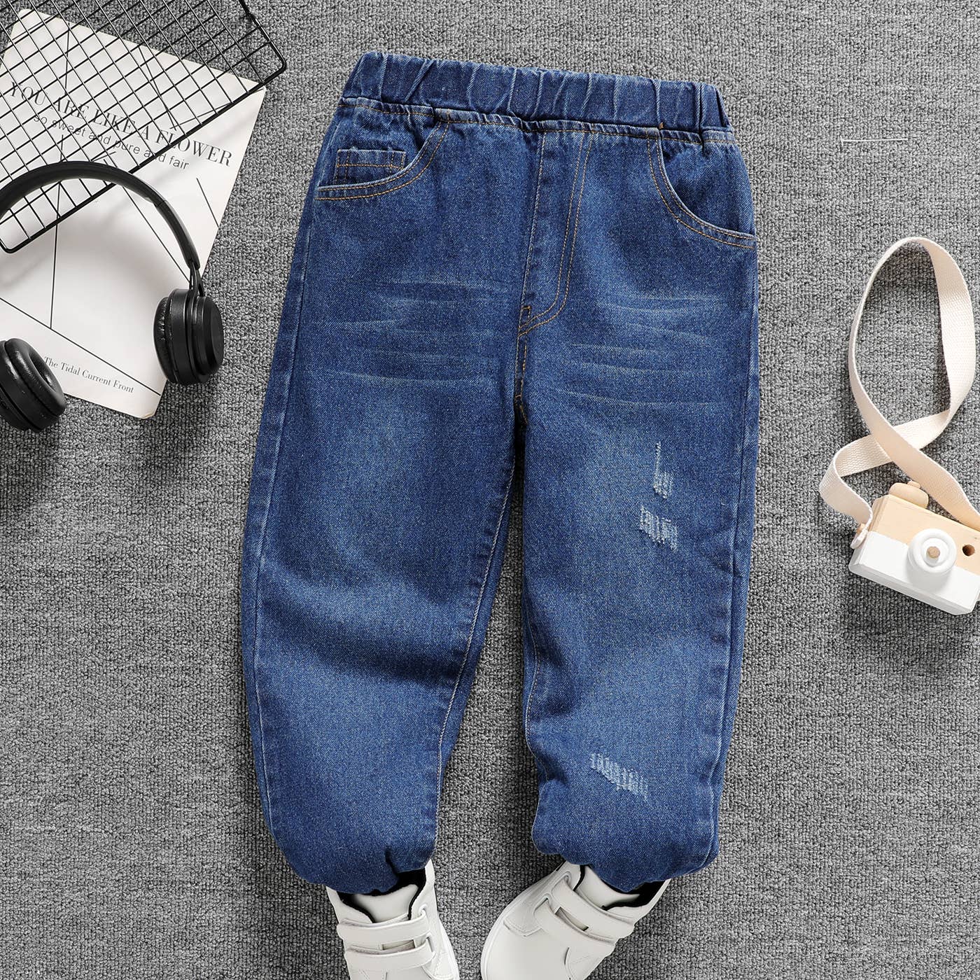 Casual Elasticized Cotton Denim Jeans